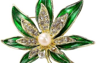 Brosa Emerald Bloom cu Perla Naturala