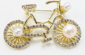 Brosa Golden Bike cu Perle Naturale