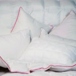 Pilota cu puf si pene de gasca cu husa bumbac 140×200