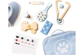 Set de joacă cu 12 accesorii – La veterinar